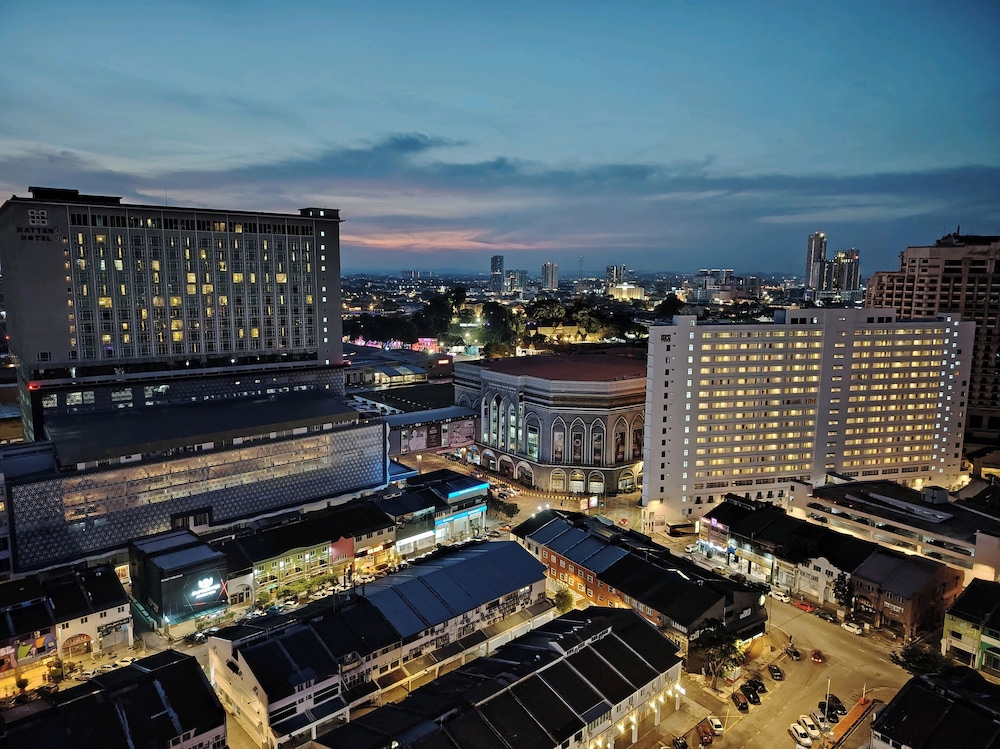 Asia Melaka Hotel managed by The Straits Hotel & Suites 67/69