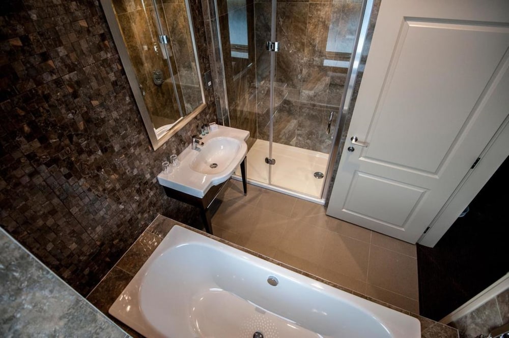 Seamill Hydro Hotel 49/50