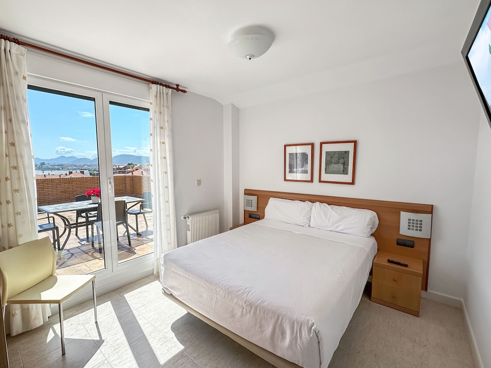 Apartamentos Solamaza 8/48