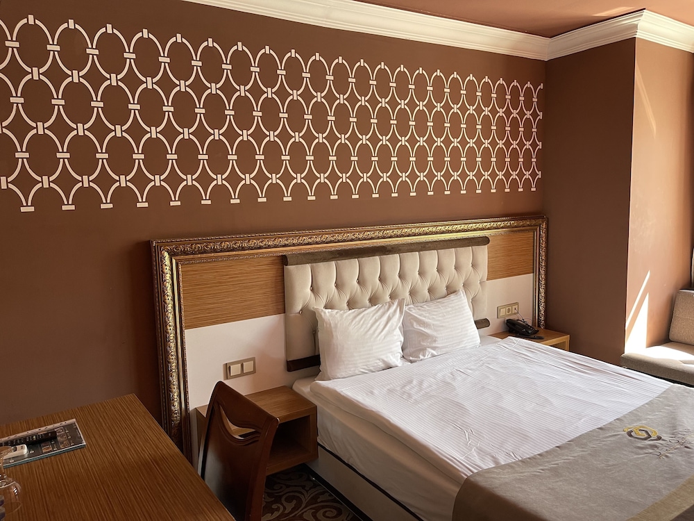 Demosan City Otel 6/15