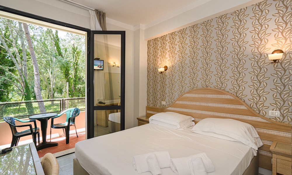 Hotel Nedy 15/47