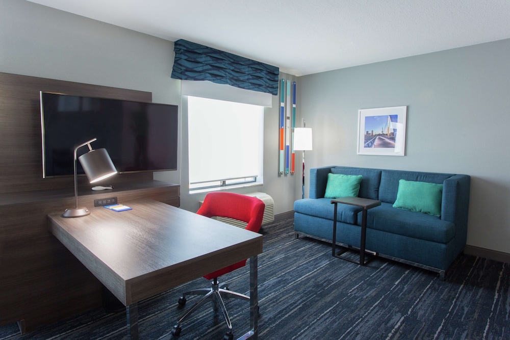 Hampton Inn Suites Ankeny 43/59