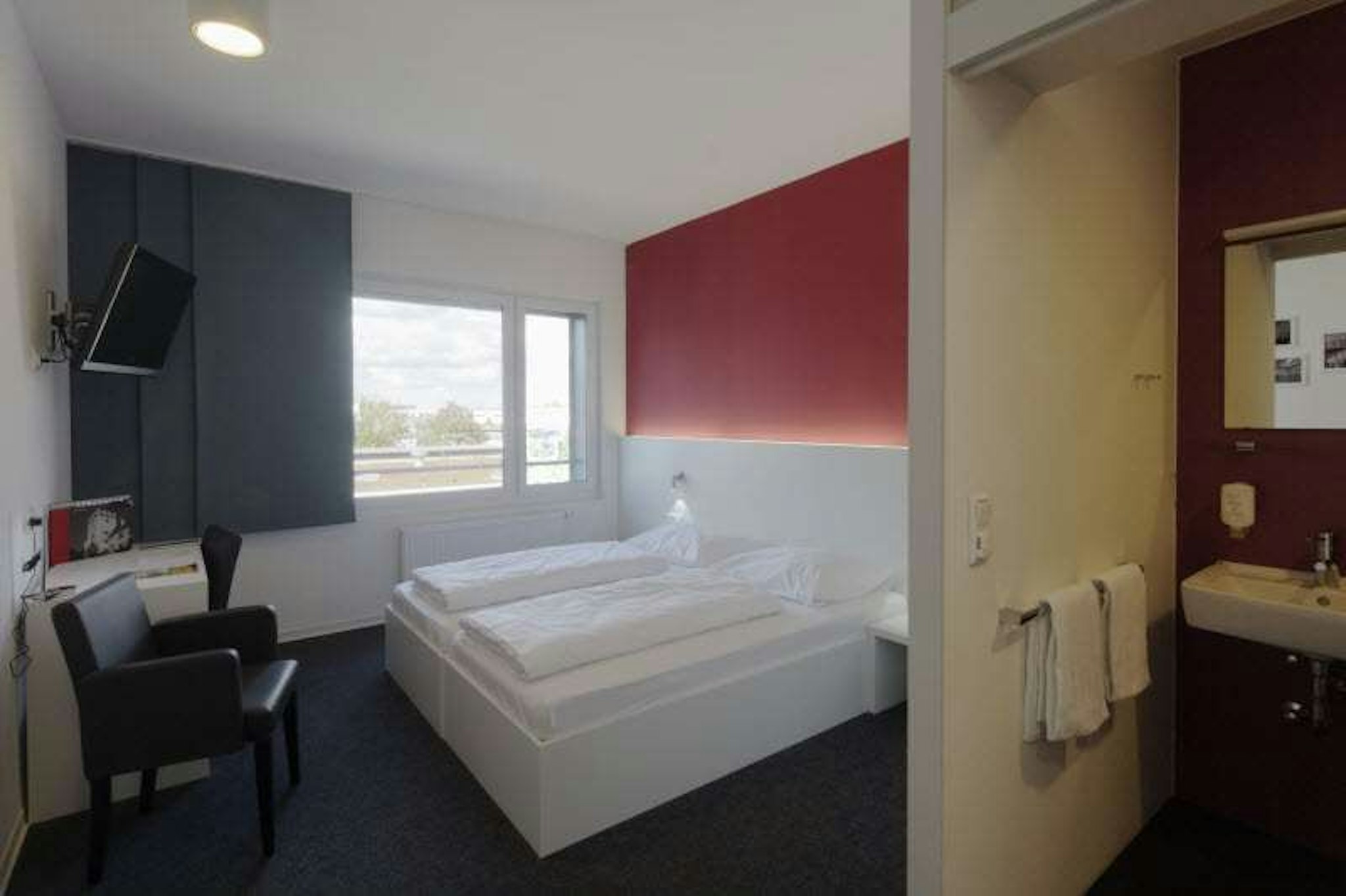 MK HOTEL STUTTGART 5/16