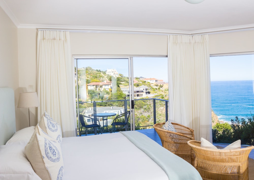 Headlands House Guest Lodge 2/50