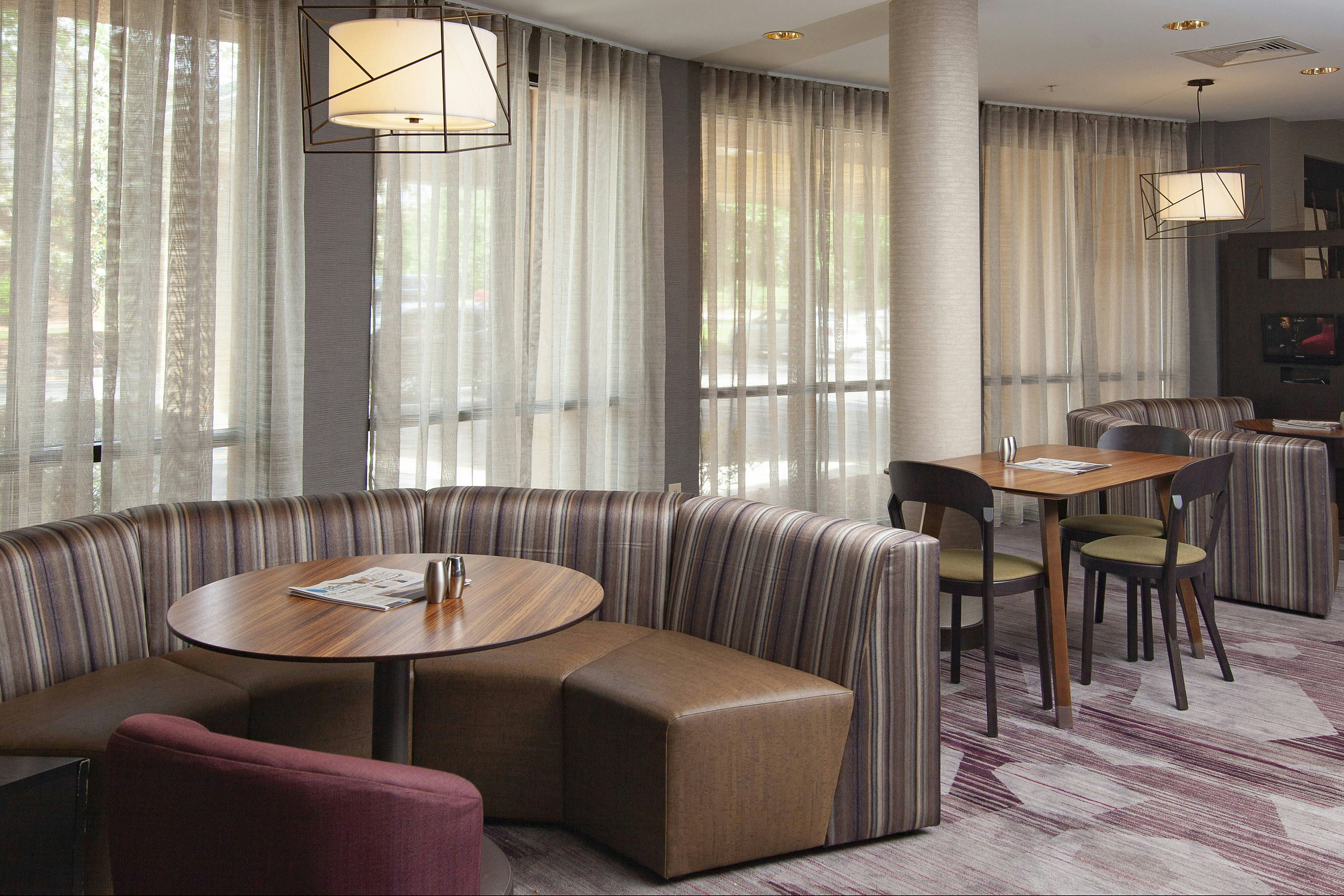 Courtyard By Marriott Valdosta 27/35