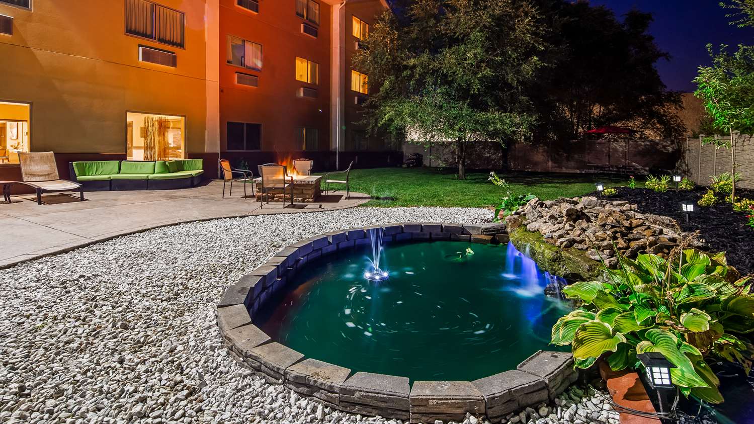 Best Western Plus Whitewater Inn 40/41