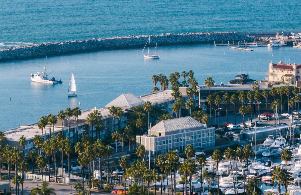 Portofino Hotel And Marina 60/64