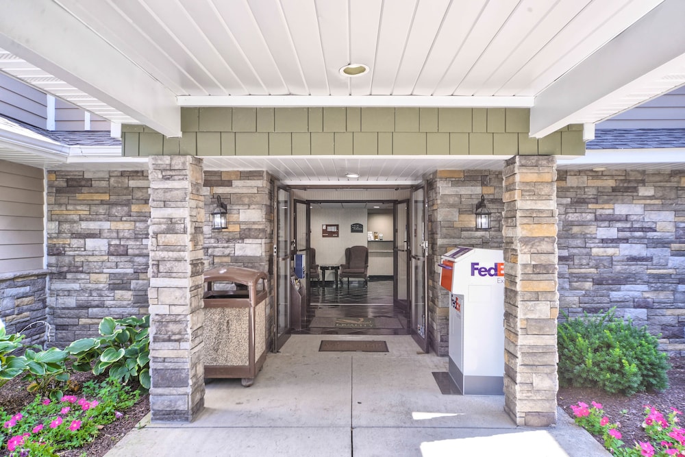 Quality Inn Hyde Park Poughkeepsie North 17/40
