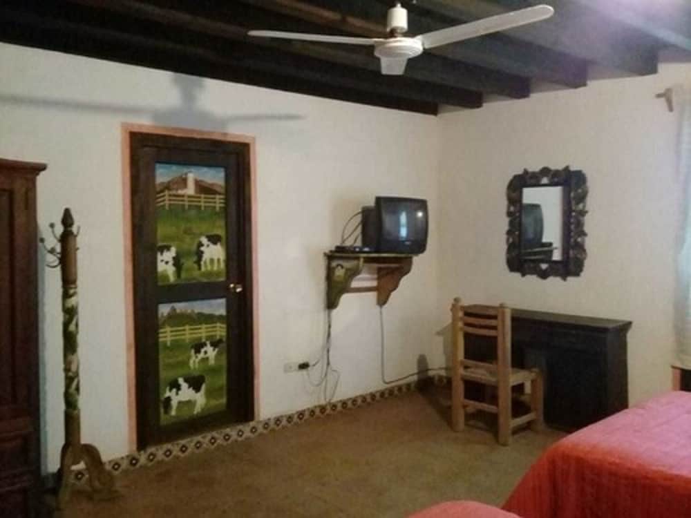 Hacienda la Puerta de Enmedio 39/56