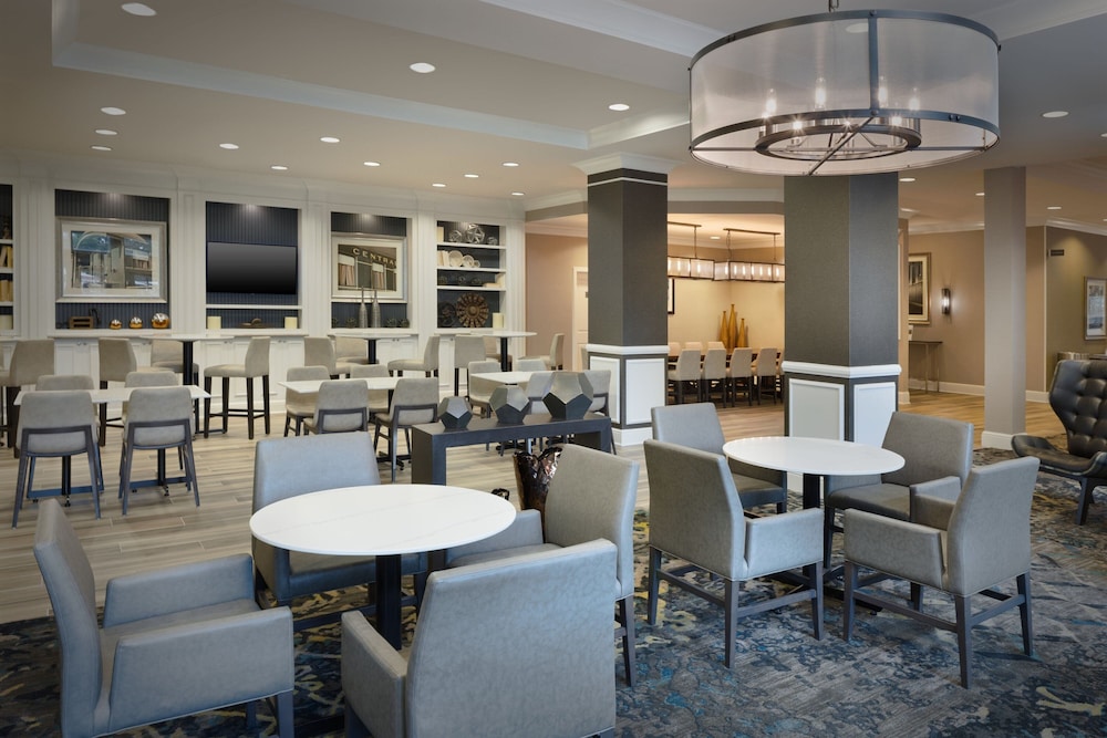 Residence Inn by Marriott Savannah Downtown/Historic District 33/50
