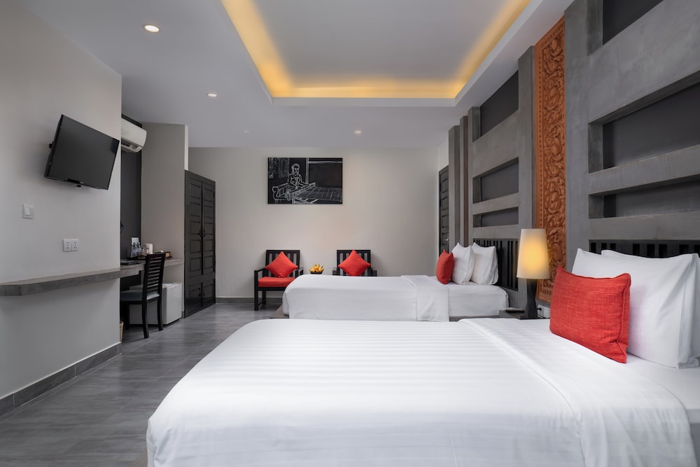 DELUXE, TWIN BEDS
