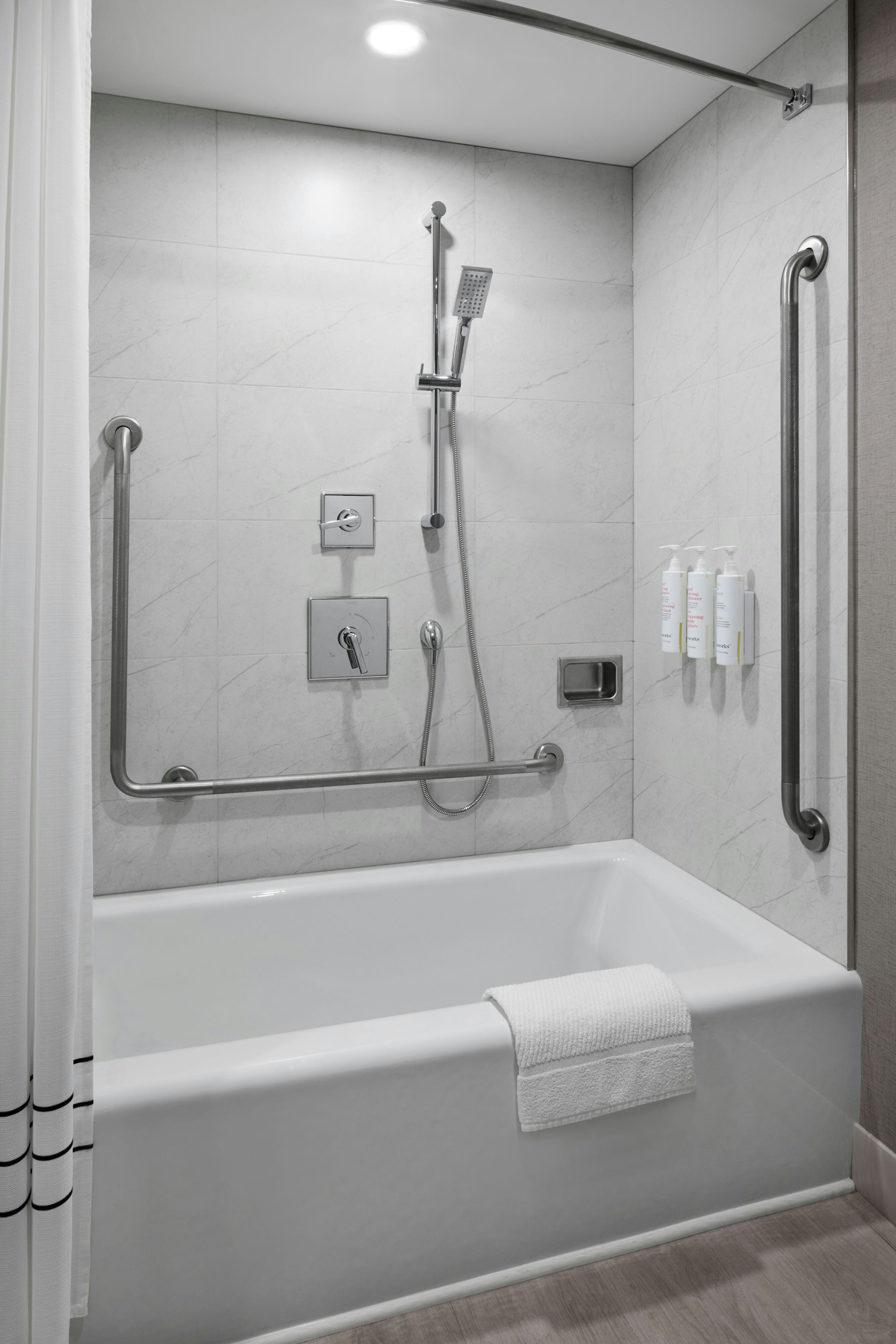 غرفة، Toronto Airport Marriott 9/10