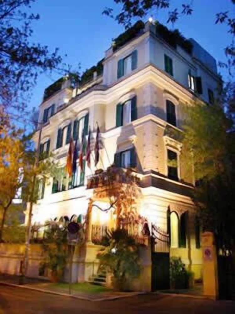 Hotel Farnese 2/69