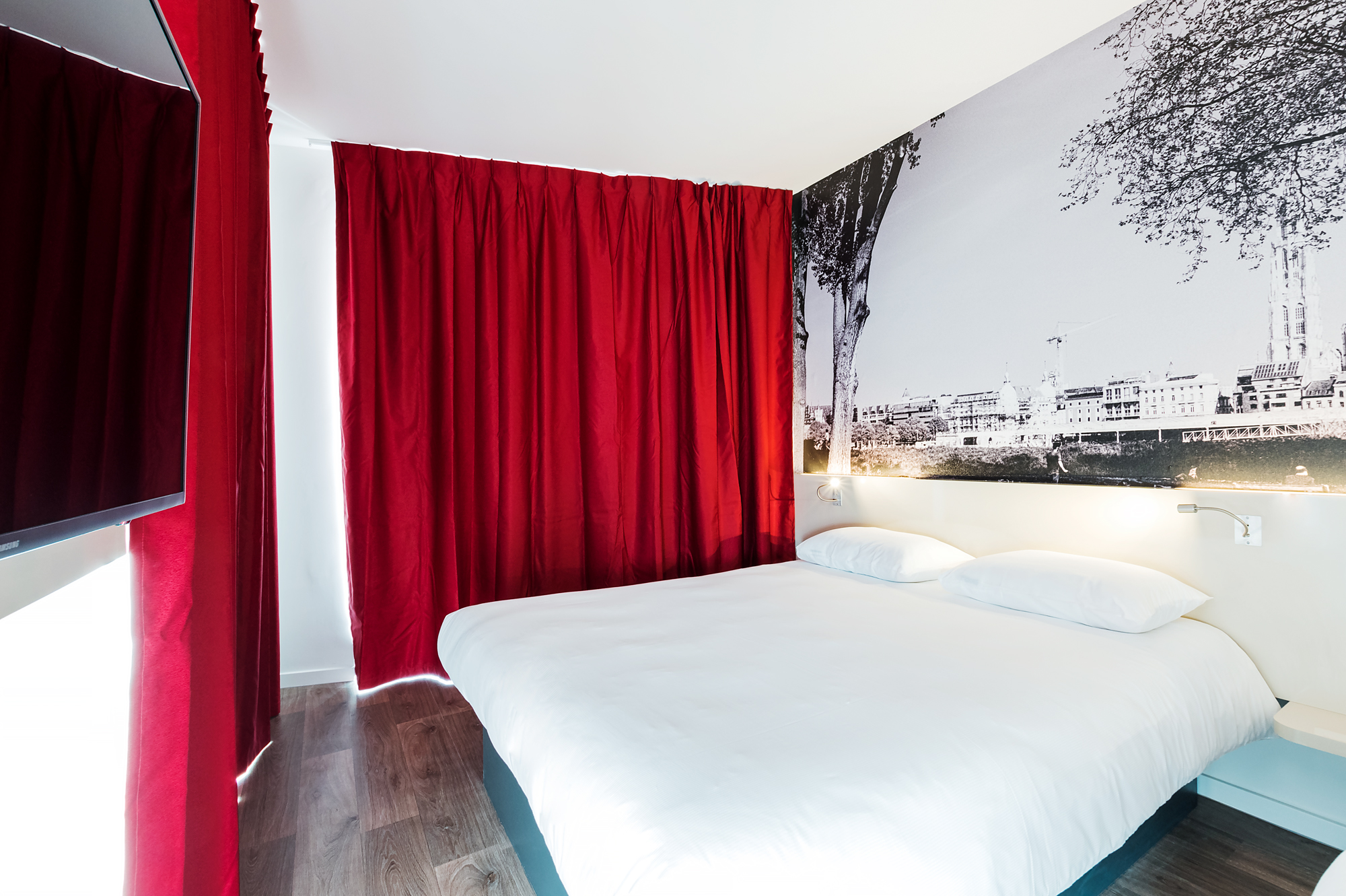 Room, Accessible