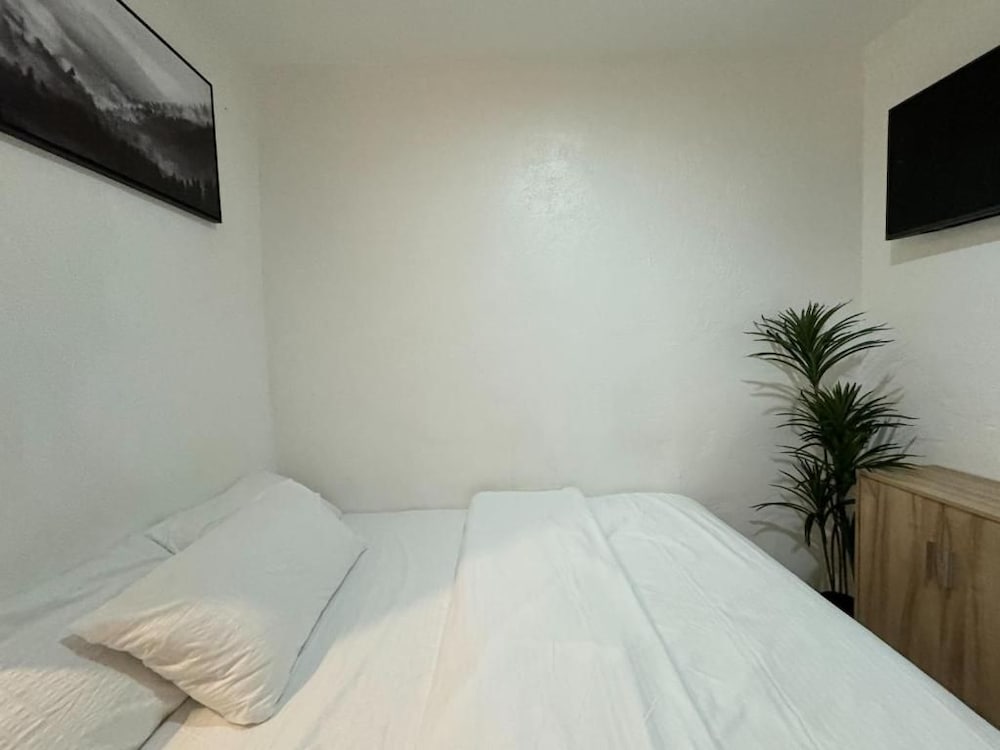 Westcoast Guest House 16/50