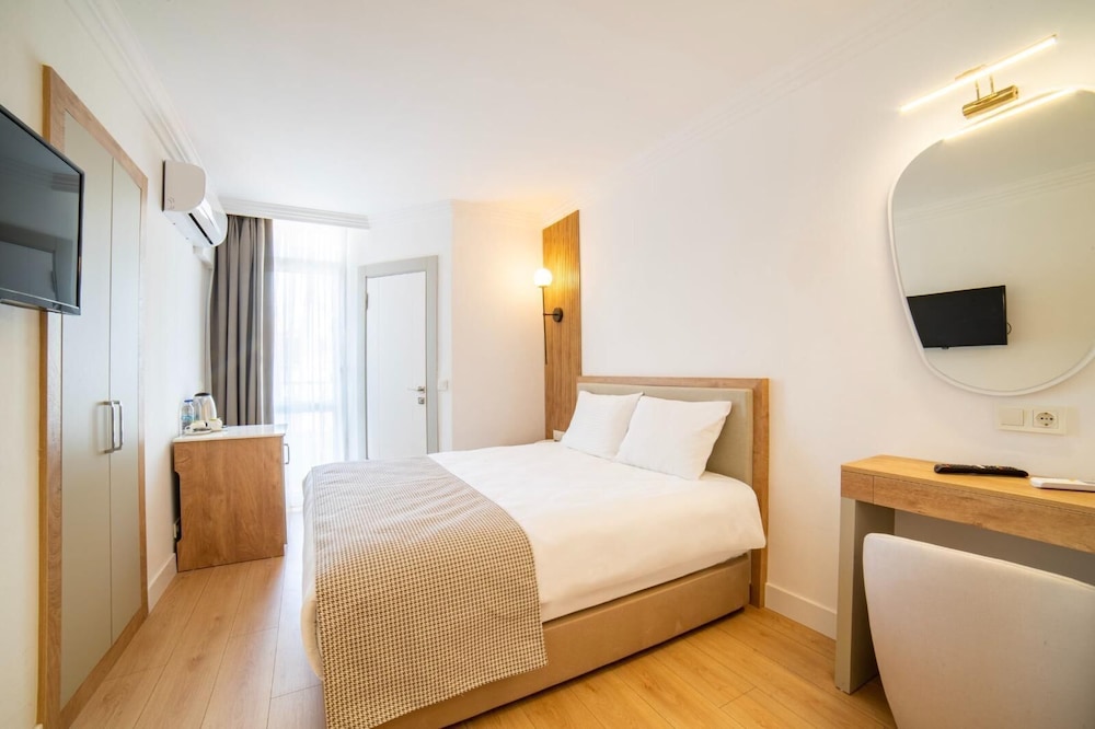 Altes Hotel 10/46