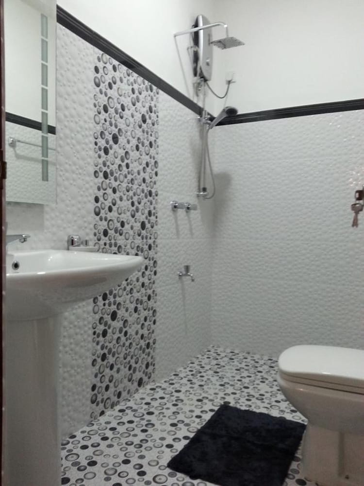 Coral Palm Villa And Apartment 49/50