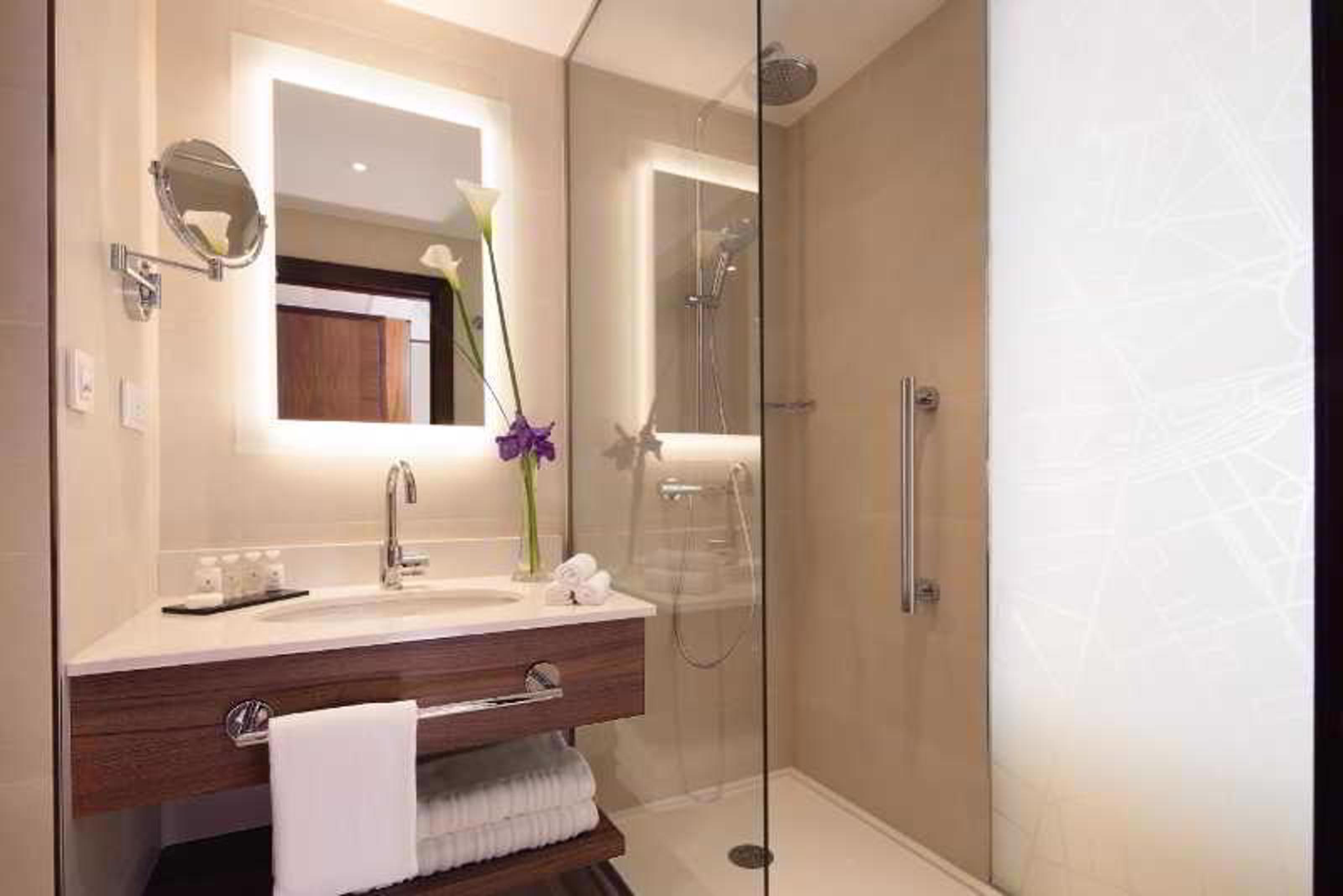 CROWNE PLAZA PARIS - NEUILLY 46/50