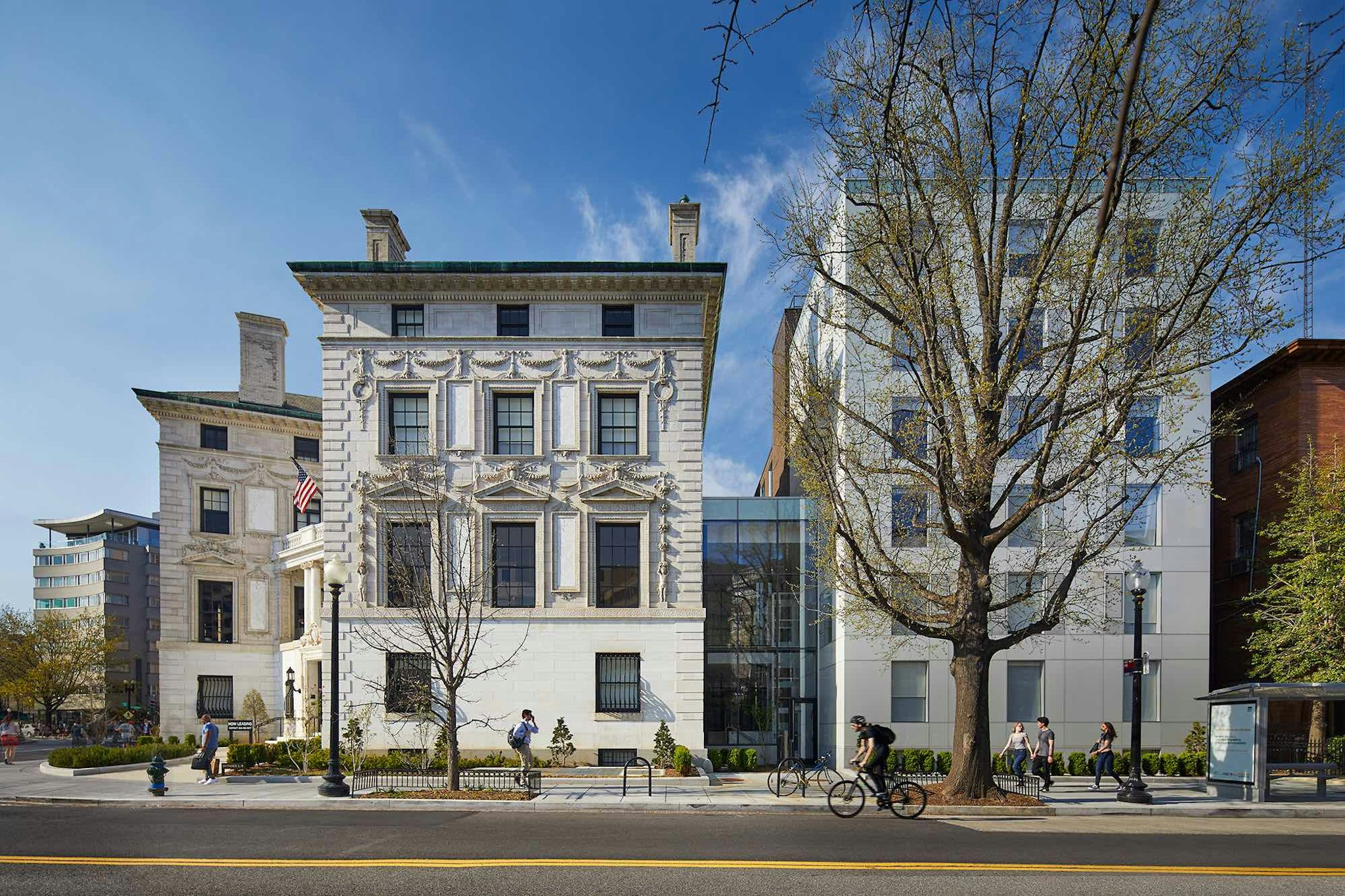 Placemakr Dupont Circle 63/64
