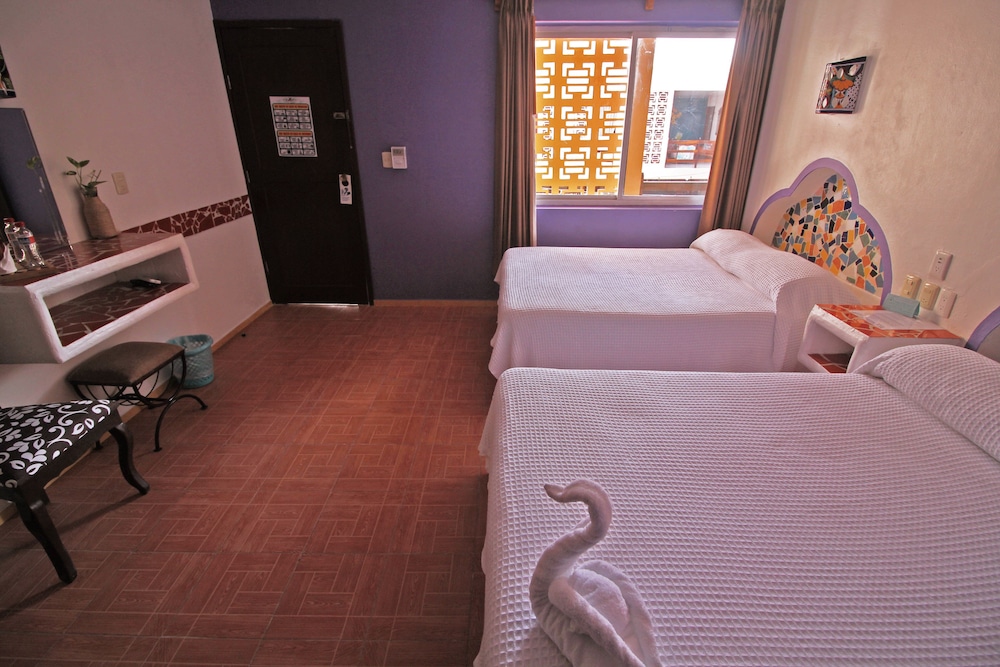 Hotel Mary Carmen 25/72