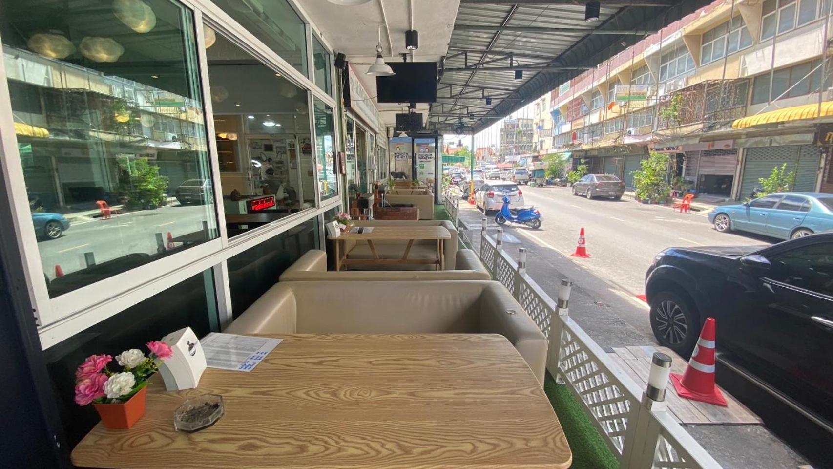 Alongkorn hotel by SB 34/44