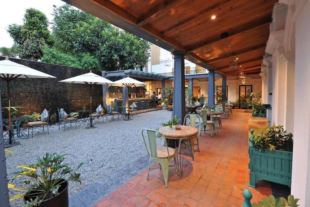 Nepali Ghar Hotels & Resort 40/50
