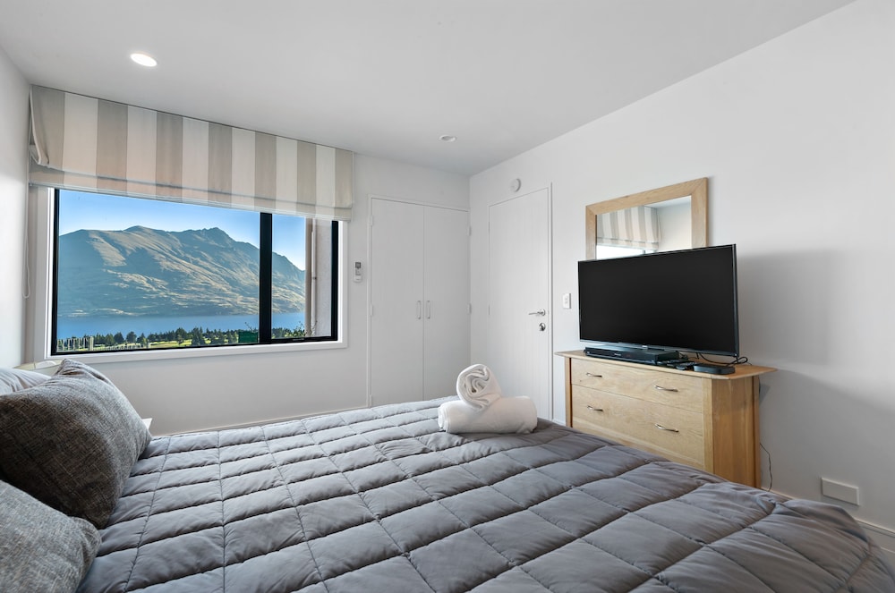Amity Serviced Apartments 52/64