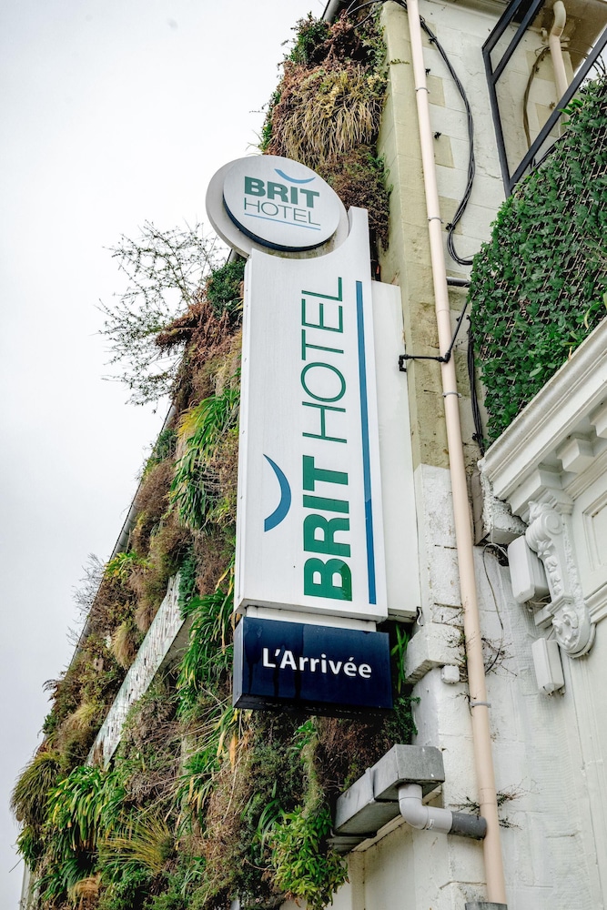 Brit Hotel Guingamp L Armor 5/50