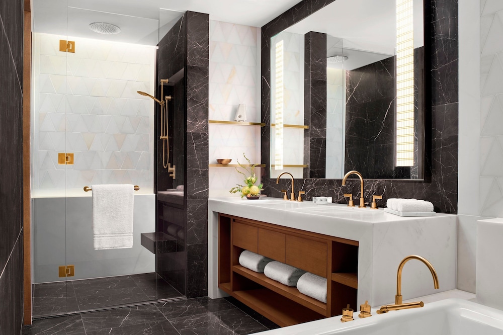 The Ritz-Carlton, Melbourne 46/48