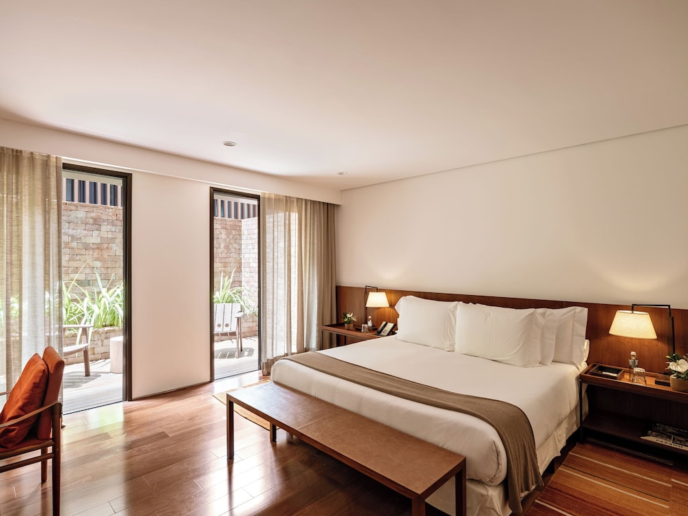 Deluxe, King Bed, Balcony