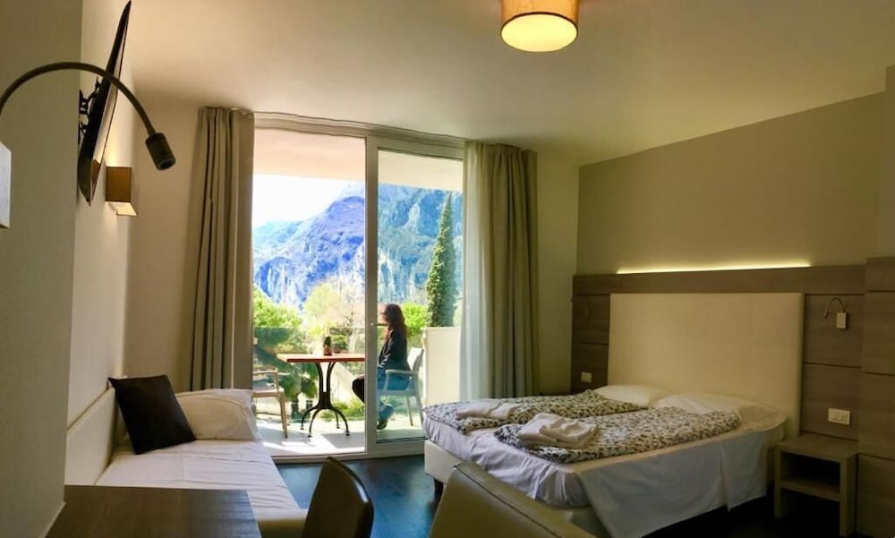 Albergo Gardesana 21/71