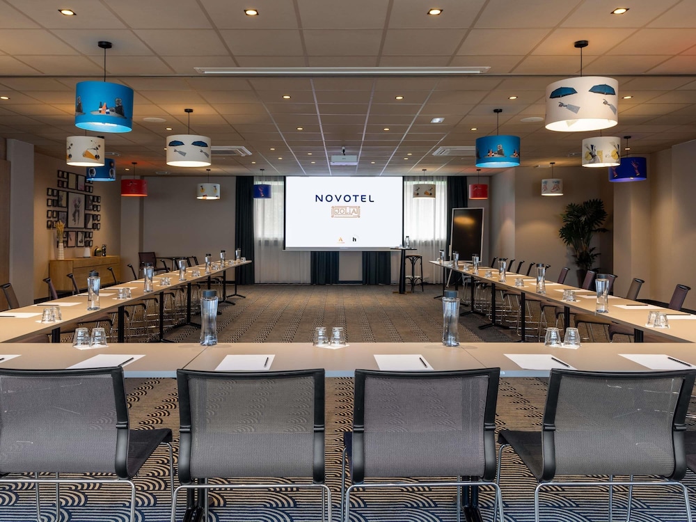 Novotel Paris Suresnes Longchamp 39/48