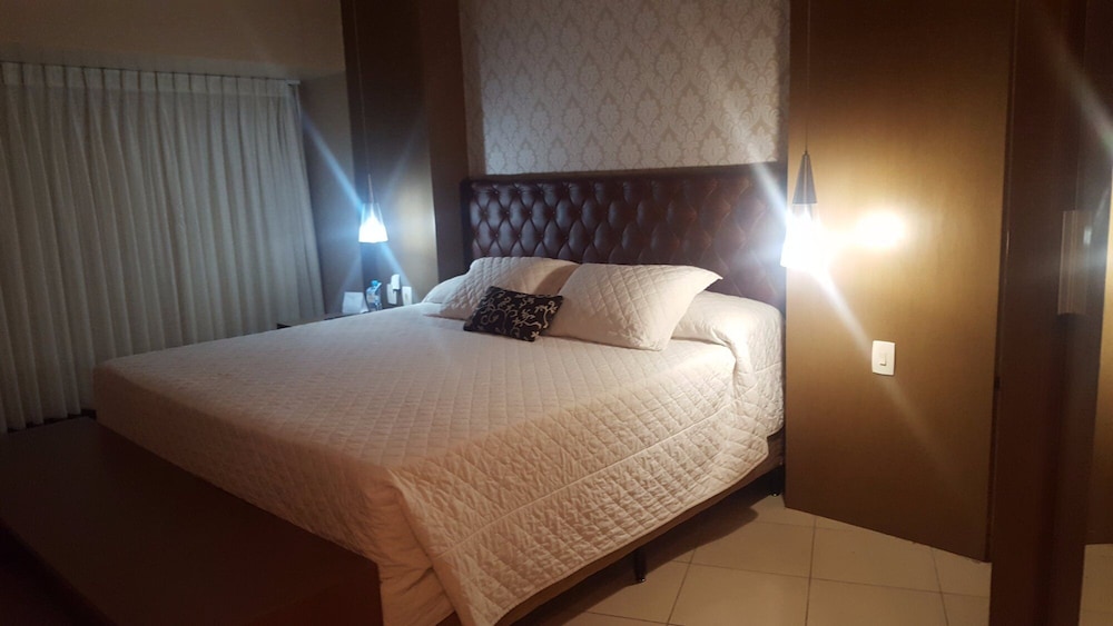 Village Premium Hotel، جواو بيسوا 14/47