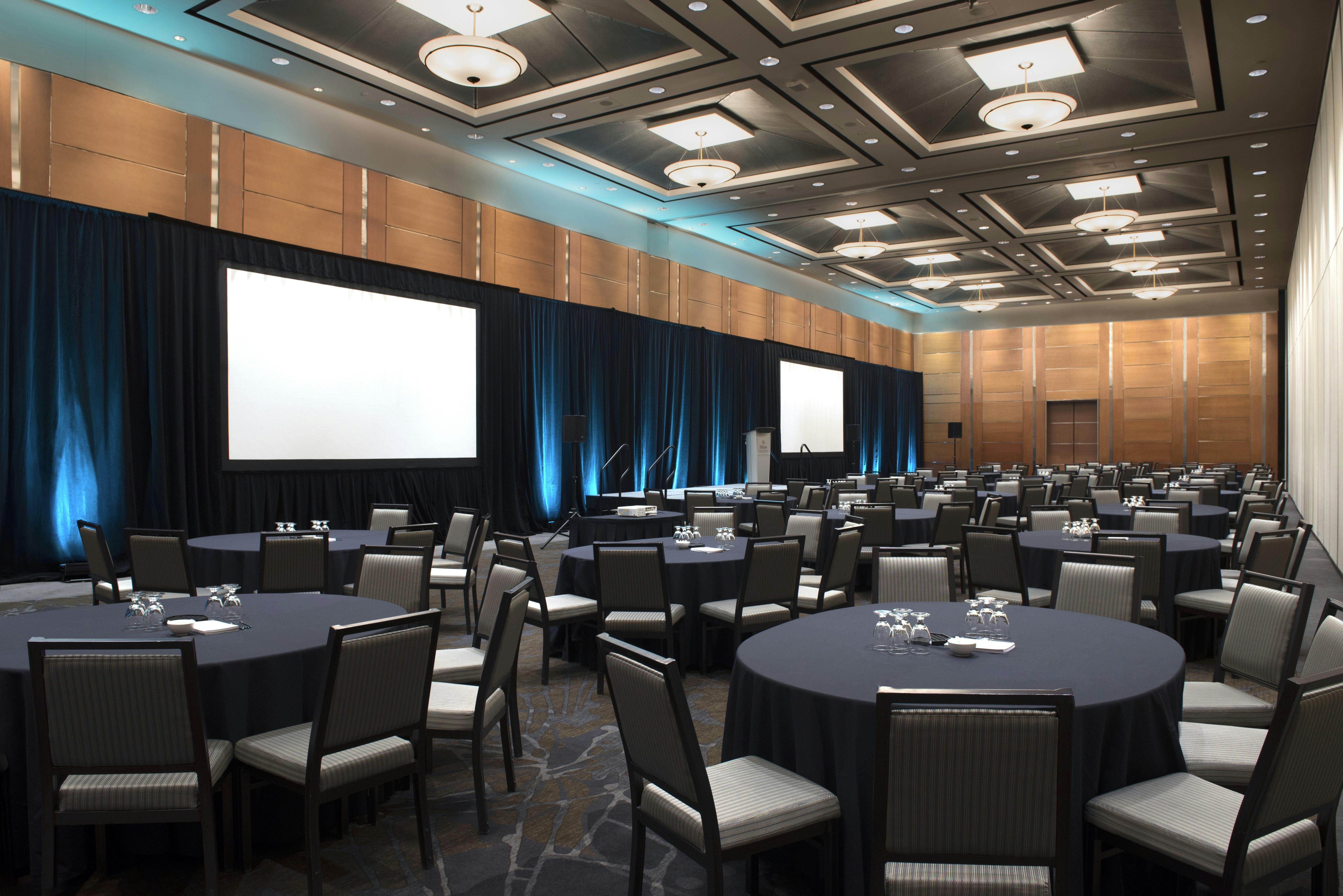 Hilton Toronto Markham Suites Conference Centre Spa 60/87