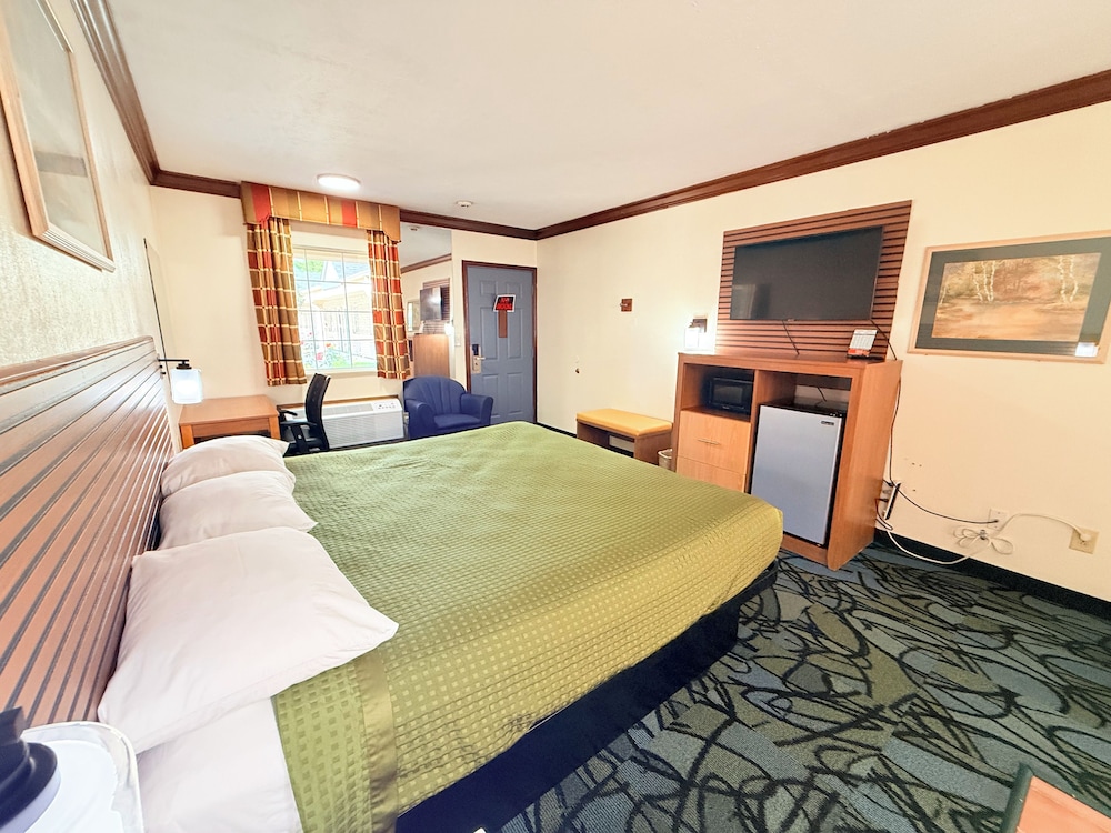 Economy Inn - Akron 30/57