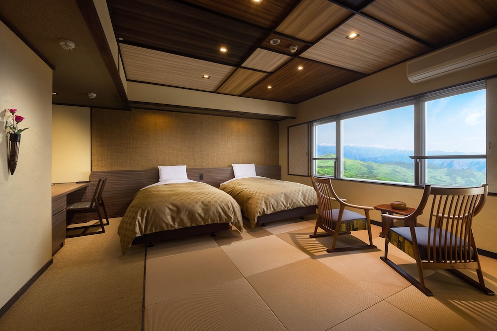 Kishigon Ryokan 12/71