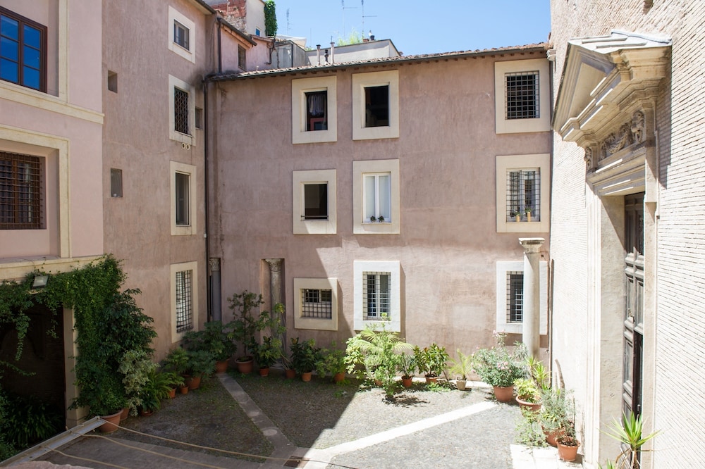 Relais Santa Maria Maggiore 6/69