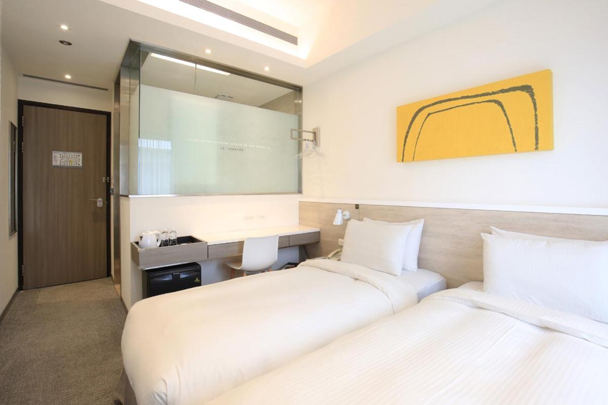 Twin Room with Bath