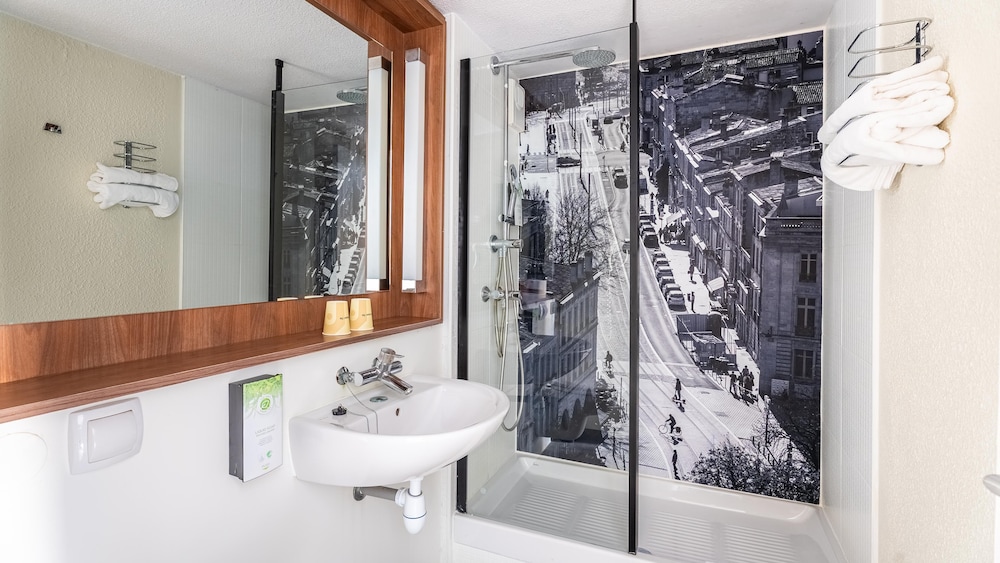 غرفة قياسية بسريرين منفصلين، Campanile NATURE - Bordeaux Lac 4/6