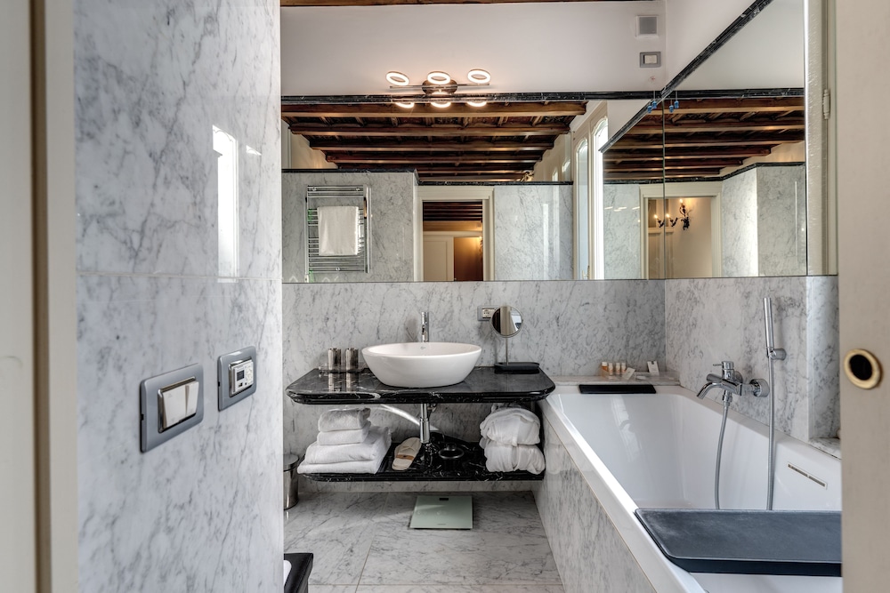 Santa Marta Suites 26/28