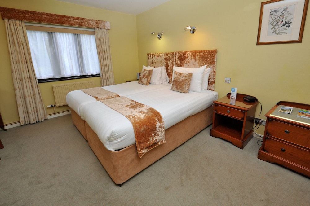 Best Western Plus Grim's Dyke Hotel 14/48
