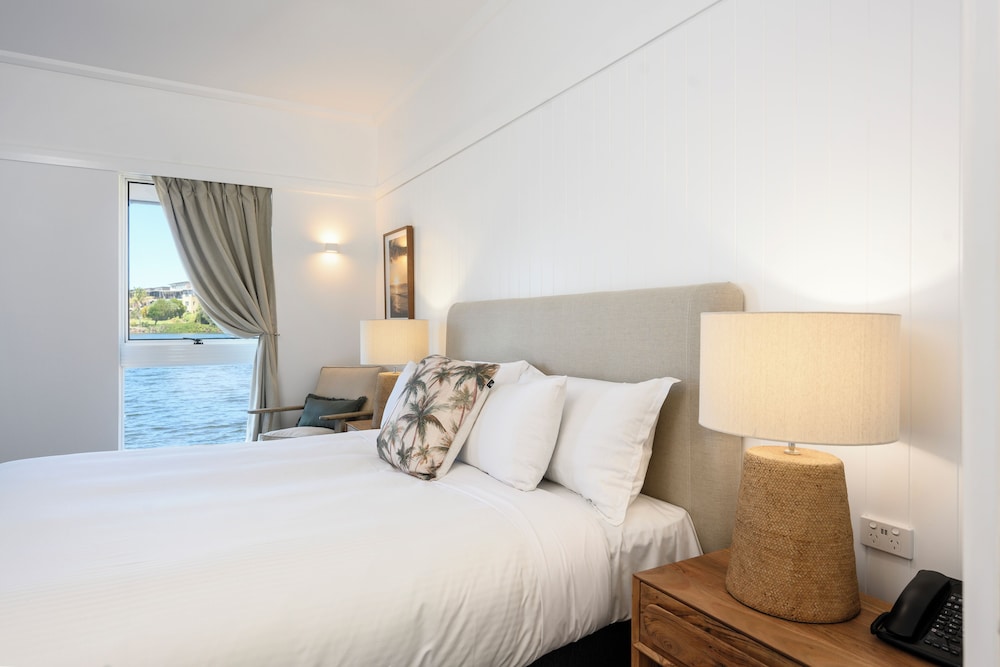 Overwater, Deluxe, Bungalow, Double Bed
