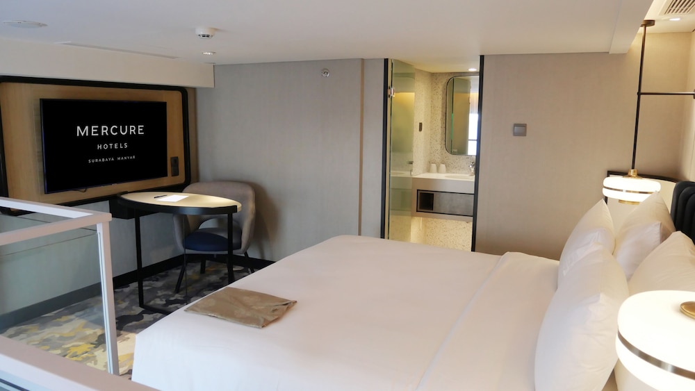 Mercure Surabaya Manyar (ex Everbright Hotel) 13/32