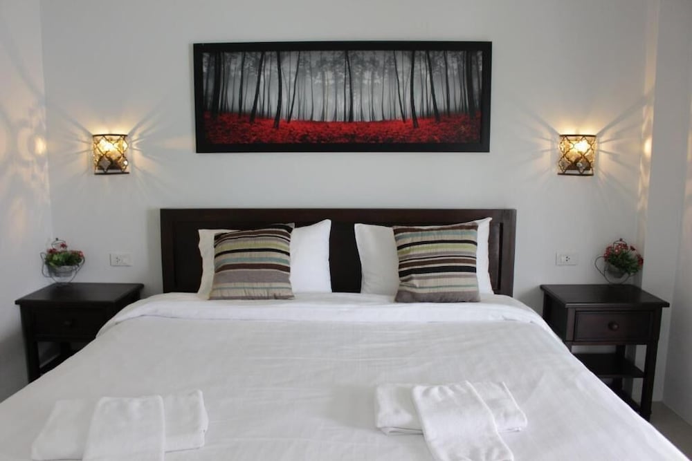 Standard, Double Bed