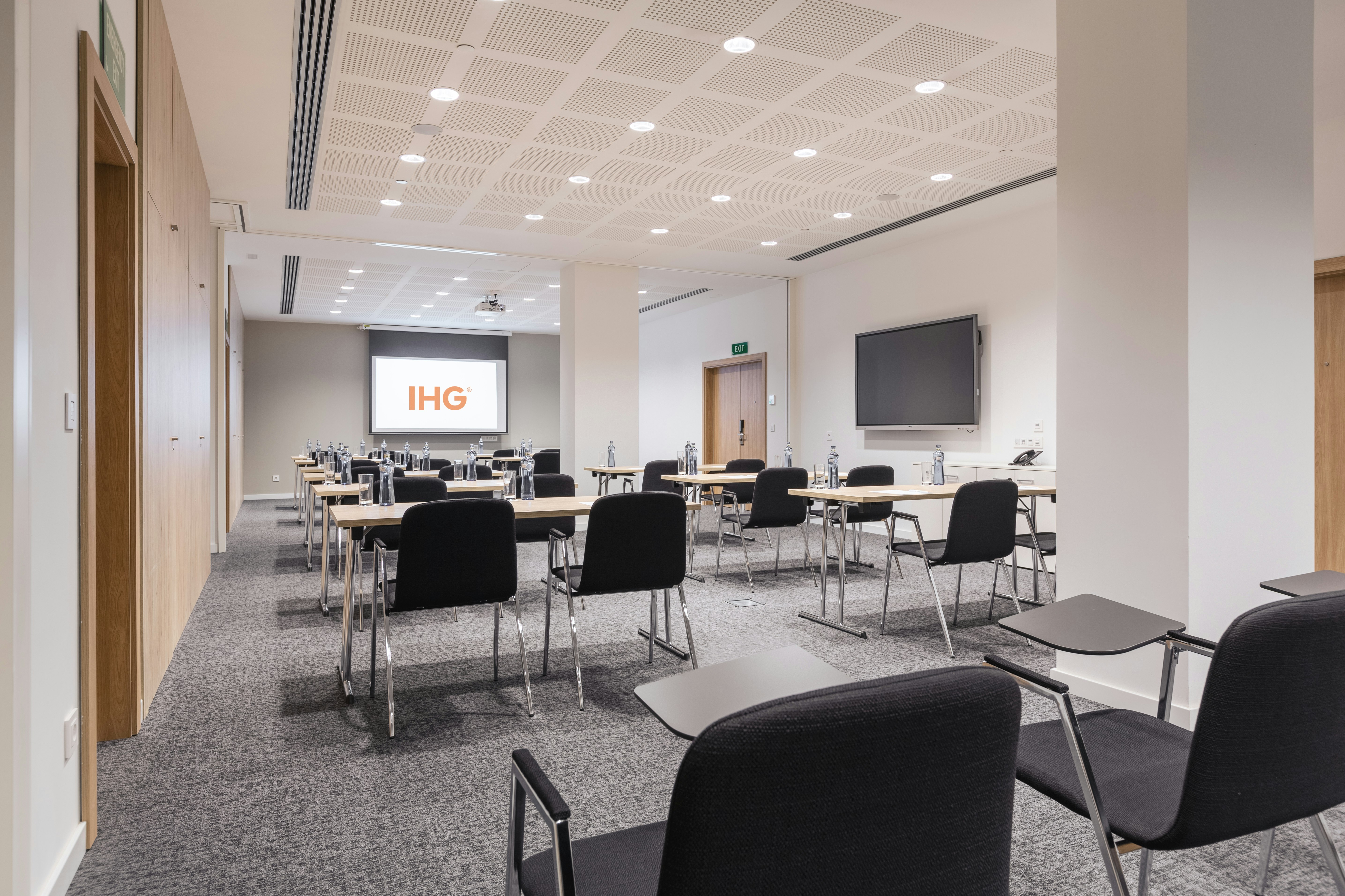 Holiday Inn Barcelona - Sant Cugat, an IHG Hotel 28/36