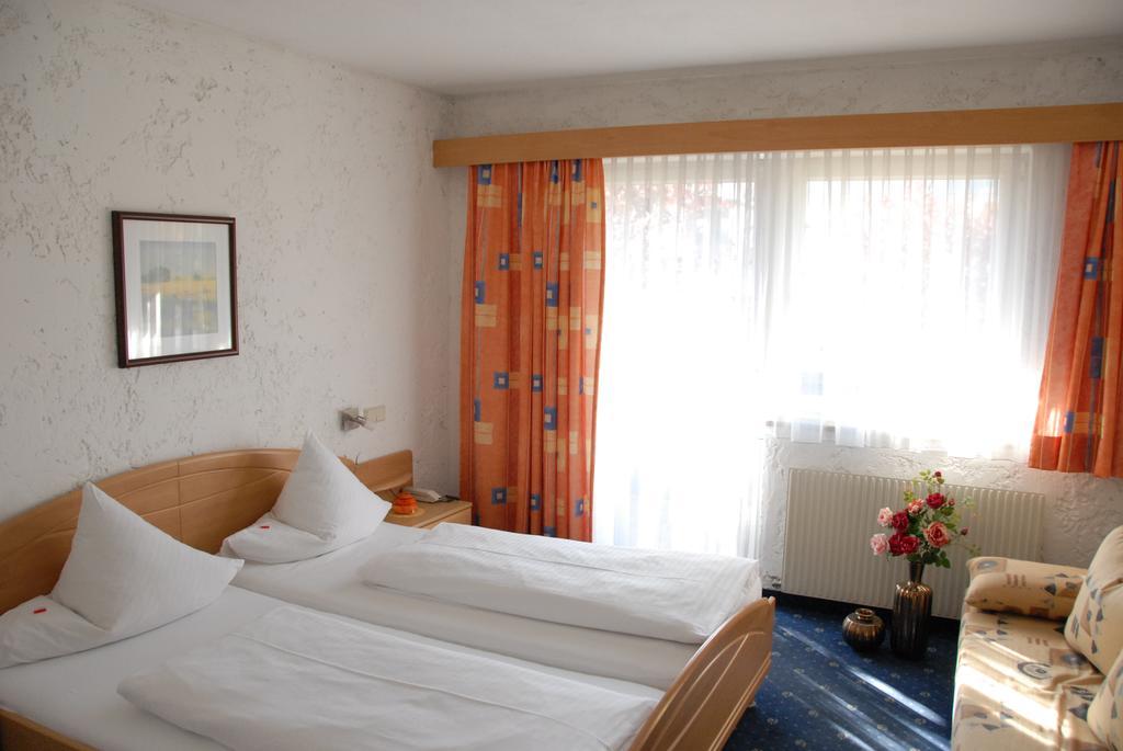 Hotel Edelweiss 10/22