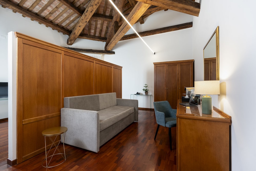 Antico Hotel Alle Acque 29/50