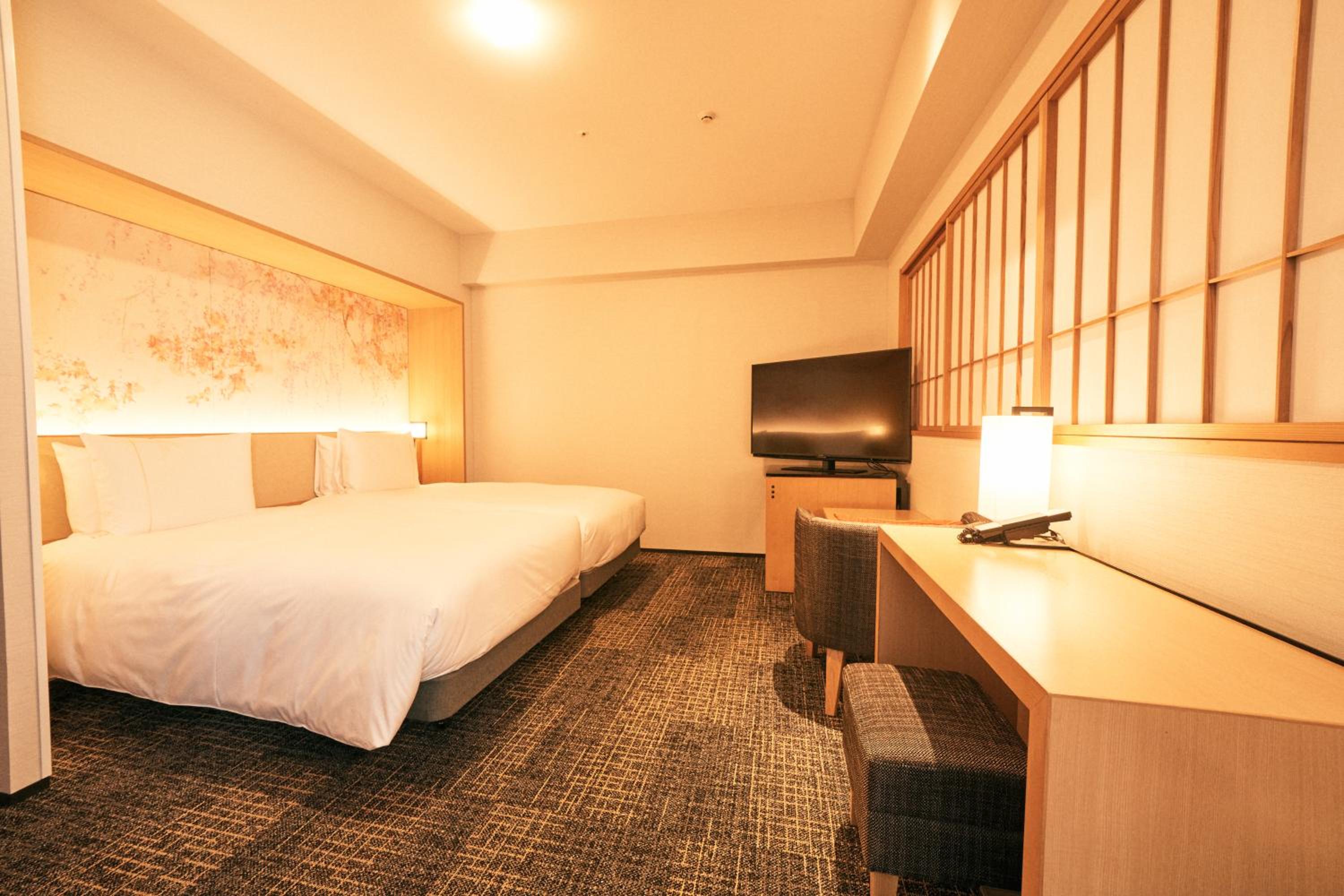Refa, Superior, Twin Beds