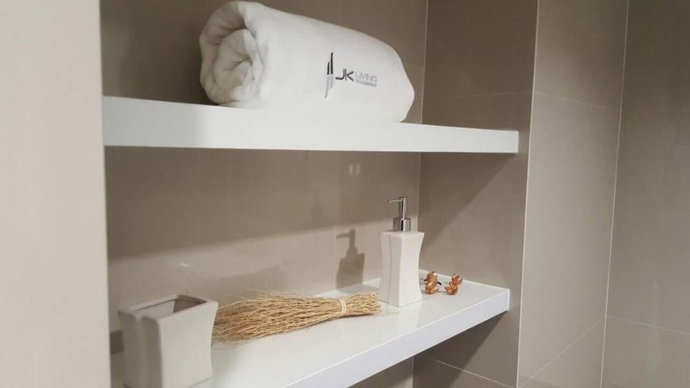 JK Living Hotel and Service Apartment 62/67