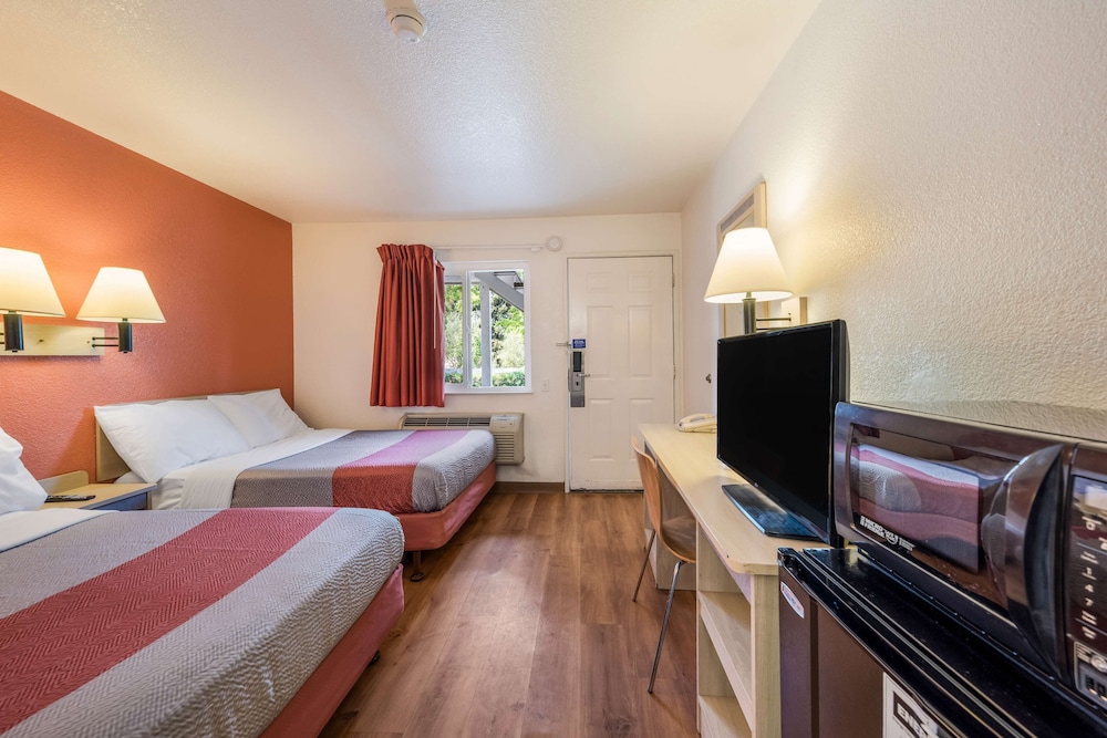 Motel6 Rohnert Park, CA 22/60